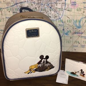 Loungefly turtle backpack set